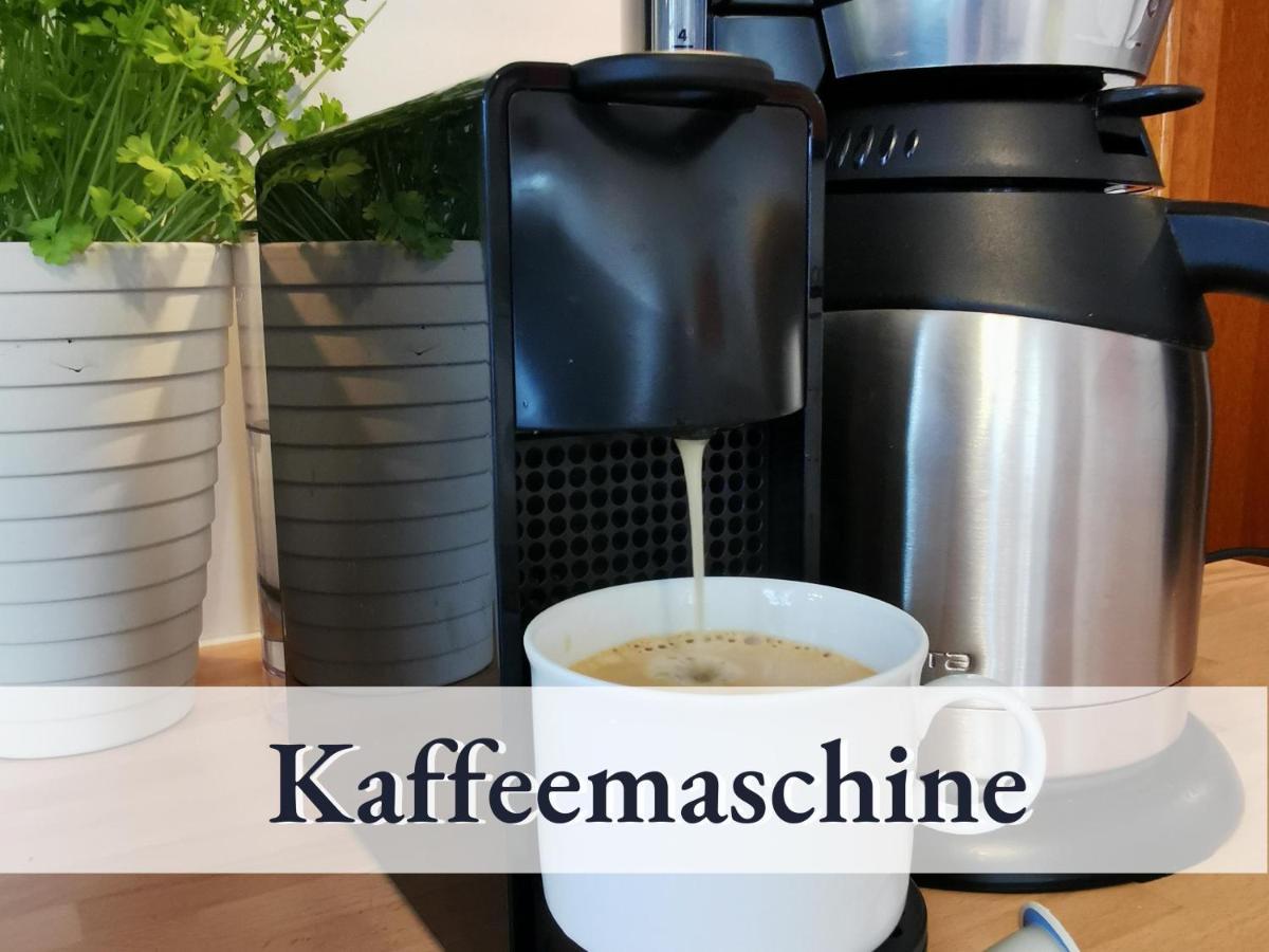 Gemuetliche Ferienwohnung In Bester Bodenseelage L 1 Minute Zum Bodensee L 1 Zimmer L Vollausgestattete Kueche L Free-Wlan L Willkommen Im Apartment Boehringen Radolfzell am Bodensee Exteriör bild